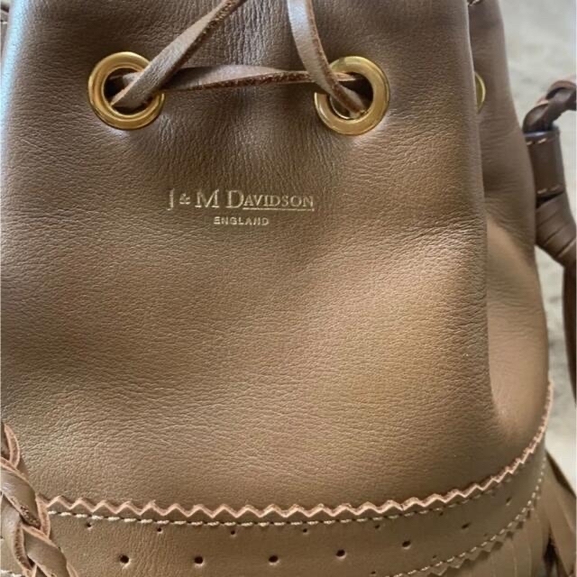 J&M DAVIDSON(ジェイアンドエムデヴィッドソン)のJ&M DAVIDSON カーニバル　ブラウン レディースのバッグ(ハンドバッグ)の商品写真