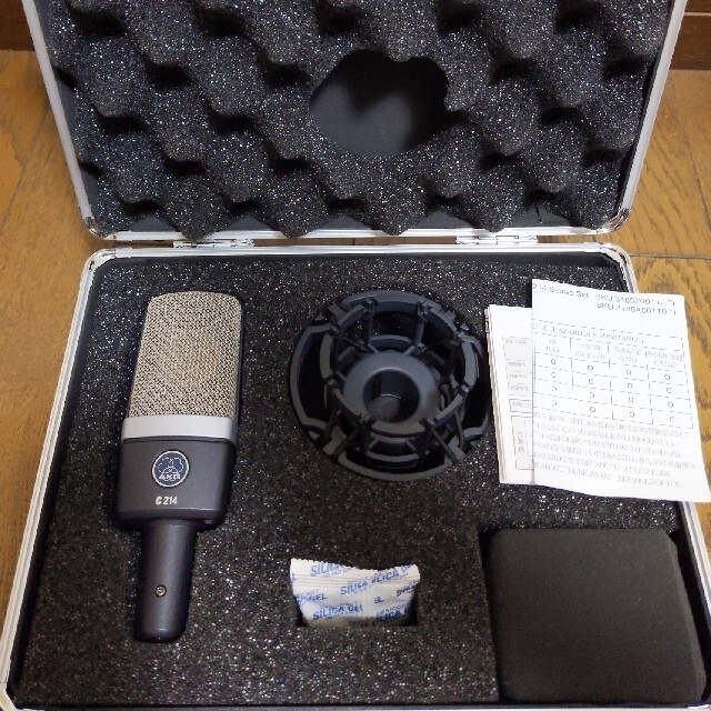 AKG c214　y4  マイク