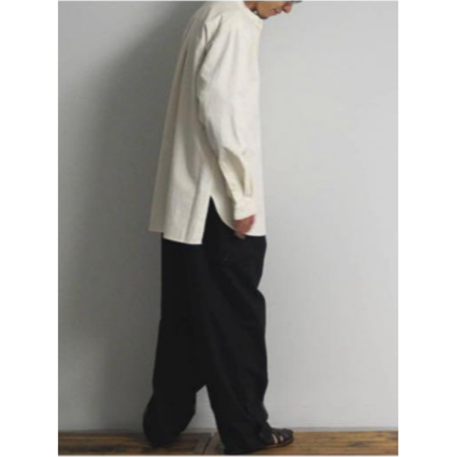 COMOLI(コモリ)のCONFECT Band Collar Pullover Shirt メンズのトップス(シャツ)の商品写真