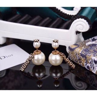 ディオール(Christian Dior) パールピアス ピアスの通販 91点 ...