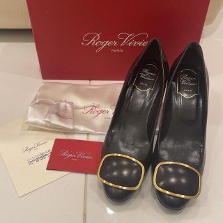 ロジェヴィヴィエ(ROGER VIVIER)の美品❤️ ロジェヴィヴィエ　パンプス　39(ハイヒール/パンプス)