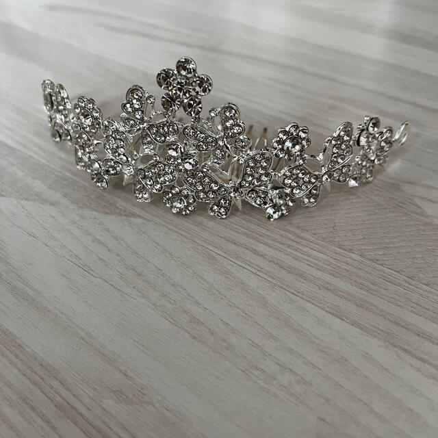 ティアラ ヘッドドレス 王冠 クリスタル 結婚式 ウェディング ジュエリー レディースのヘアアクセサリー(その他)の商品写真