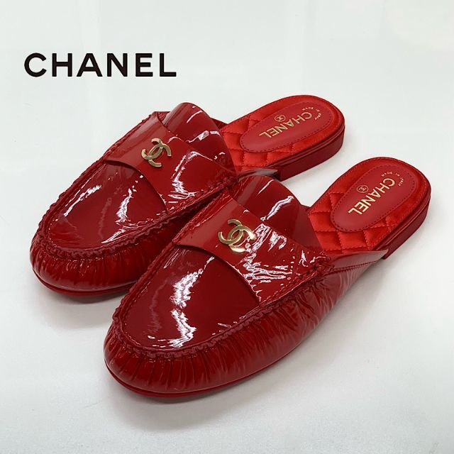 セットアップ シャネル 4988 - CHANEL パテント レッド フラット