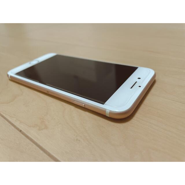 iPhone(アイフォーン)の【美品】iPhone7 128GB ローズゴールド 保護ガラス付MNCN2J/A スマホ/家電/カメラのスマートフォン/携帯電話(スマートフォン本体)の商品写真