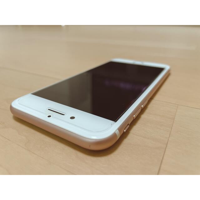 iPhone(アイフォーン)の【美品】iPhone7 128GB ローズゴールド 保護ガラス付MNCN2J/A スマホ/家電/カメラのスマートフォン/携帯電話(スマートフォン本体)の商品写真