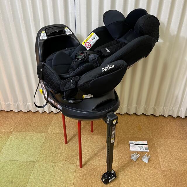 Aprica(アップリカ)のクリーニング済☆美品☆　新生児OK　アップリカ　フラディア　グロウ　ISOFIX キッズ/ベビー/マタニティの外出/移動用品(自動車用チャイルドシート本体)の商品写真