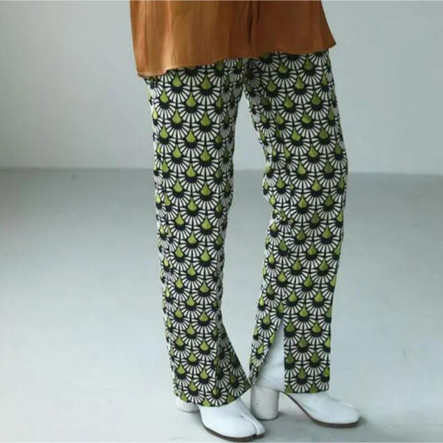 TODAYFUL(トゥデイフル)の【TODAYFUL】Life's Jacquard Slit Trousers レディースのパンツ(その他)の商品写真