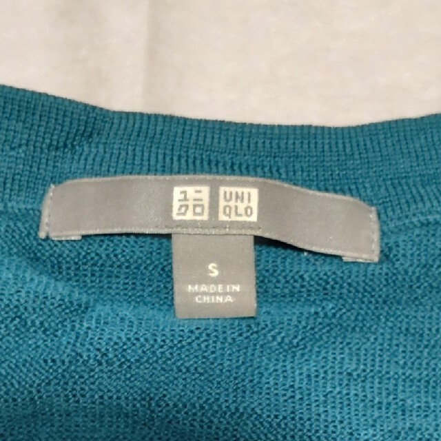 UNIQLO(ユニクロ)のカーディガン エメラルドグリーン〈UNIQLO〉サイズS レディースのトップス(カーディガン)の商品写真