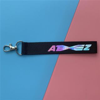 ATEEZ ロゴストラップ(アイドルグッズ)