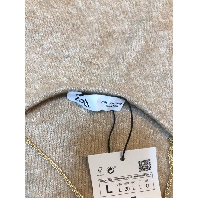 ZARA(ザラ)の新品　ZARA 今季　ゴールド　ビジューストラップ　ニットドレス　タグ付 レディースのワンピース(ロングワンピース/マキシワンピース)の商品写真