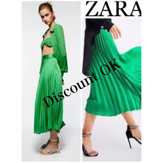 ザラ(ZARA)の新品　今季　ZARA サテン　プリーツ　スカート　タグ付(ロングスカート)