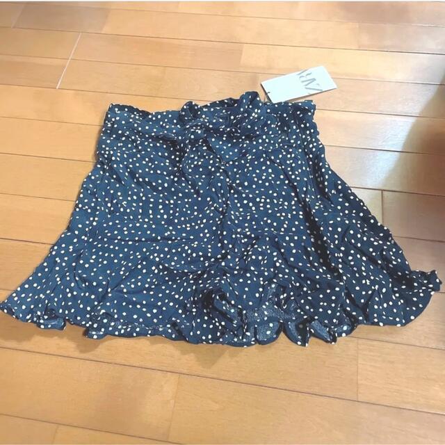 ZARA(ザラ)のZARA ドット柄　水玉 レディースのスカート(ひざ丈スカート)の商品写真