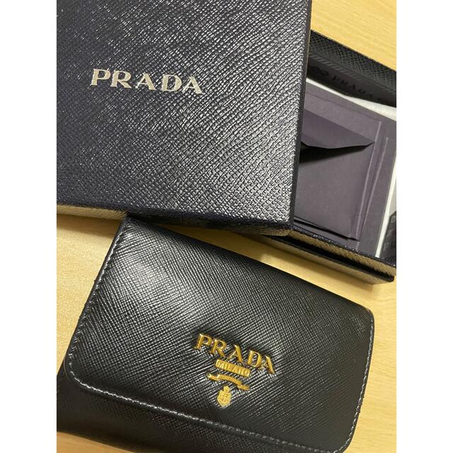 PRADA 財布