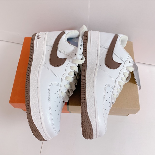 NIKE(ナイキ)の23cm ナイキ エアフォース1 チョコレート Air Force 1 レディースの靴/シューズ(スニーカー)の商品写真