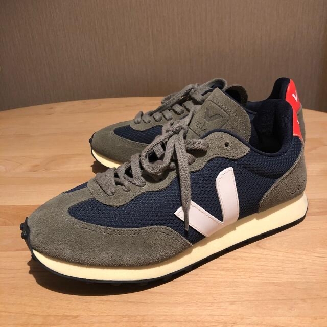 VEJA(ヴェジャ)スニーカー【レディース】 レディースの靴/シューズ(スニーカー)の商品写真