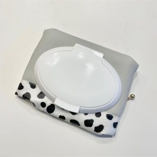 ウェットティッシュポーチ(light gray × dalmatian)(外出用品)