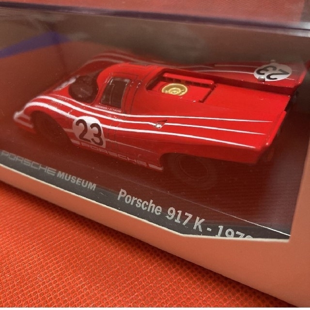 Porsche(ポルシェ)のA06 ポルシェ モデルカー 917K 1970 ドイツポルシェミュージアム エンタメ/ホビーのおもちゃ/ぬいぐるみ(模型/プラモデル)の商品写真