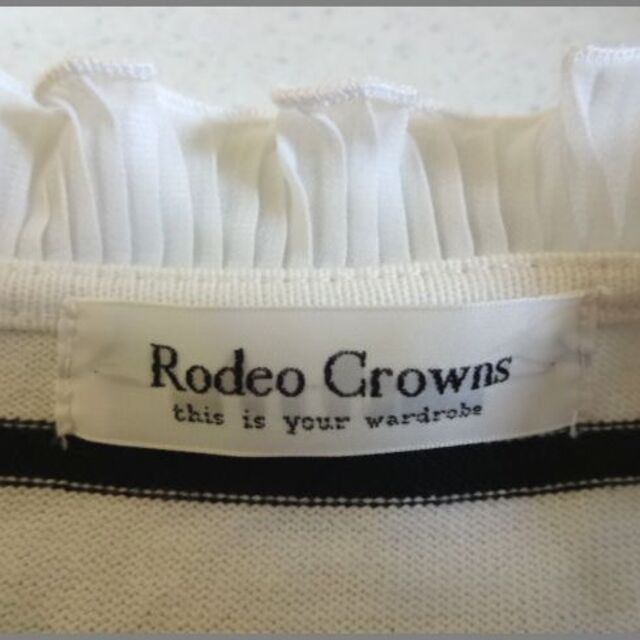 RODEO CROWNS WIDE BOWL(ロデオクラウンズワイドボウル)のRODEO CROWNSロデオ♡Mickey & Minnie襟フリルカットソー レディースのトップス(カットソー(長袖/七分))の商品写真