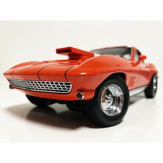 エグゾト/'67 Chevyシボレー Corvetteコルベット 1/18