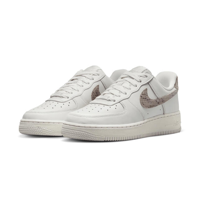 NIKE WMNS AIR 1 FORCE スネーク 07 白