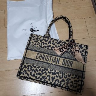 ディオール スカーフの通販 300点以上 | Diorを買うならラクマ