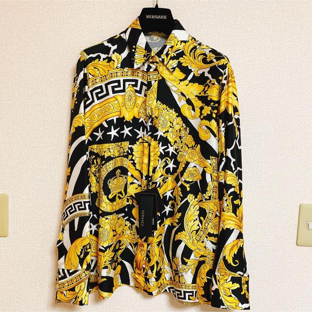 訳あり】 新品未使用 - VERSACE タグ付き 40 シルクシャツ versace