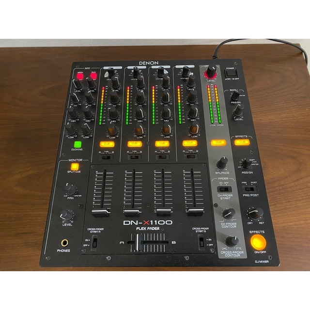 DENON(デノン)のDenon DJ DN-X1100 4 Channel DJ mixer 楽器のDJ機器(DJミキサー)の商品写真