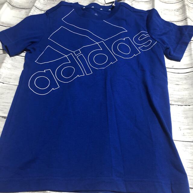 adidas(アディダス)のアディダス　キッズ　Tシャツ　ブルー　新品　140 キッズ/ベビー/マタニティのキッズ服男の子用(90cm~)(Tシャツ/カットソー)の商品写真