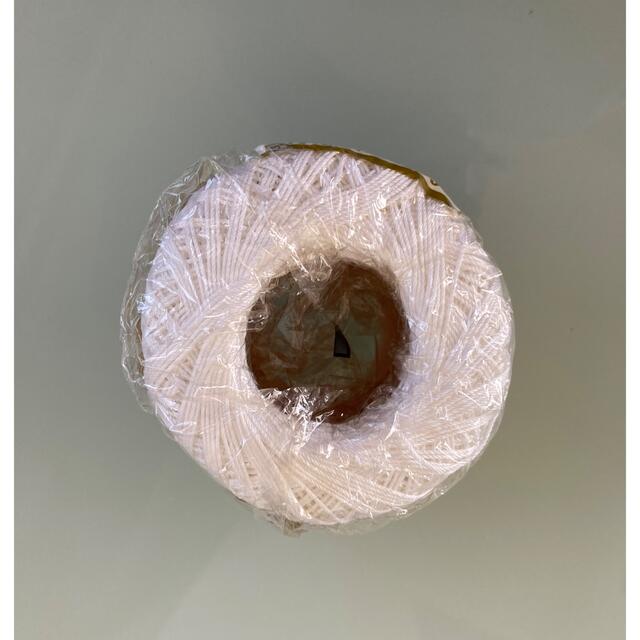 OLYMPUS(オリンパス)のレース糸✨オリムパス✨白✨難あり ハンドメイドの素材/材料(生地/糸)の商品写真