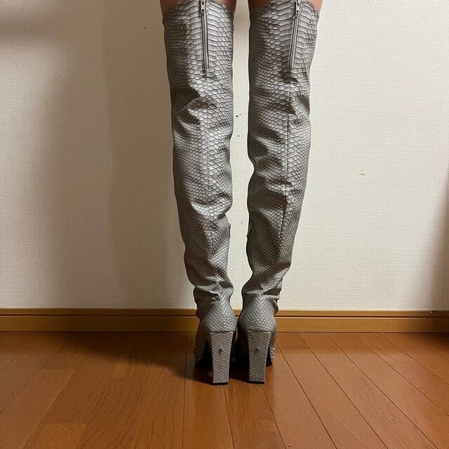 Yellow boots(イエローブーツ)の【お値下げしました。最終価格】美品★yellow ブーツ レディースの靴/シューズ(ブーツ)の商品写真