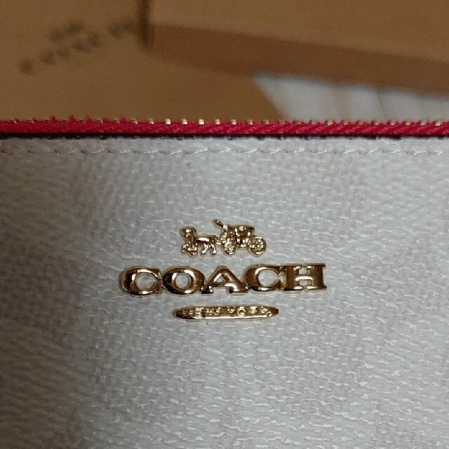 COACH(コーチ)の商品⑩🟡COACH☆シグネチャー ラウンドジップウォレット レディースのファッション小物(財布)の商品写真