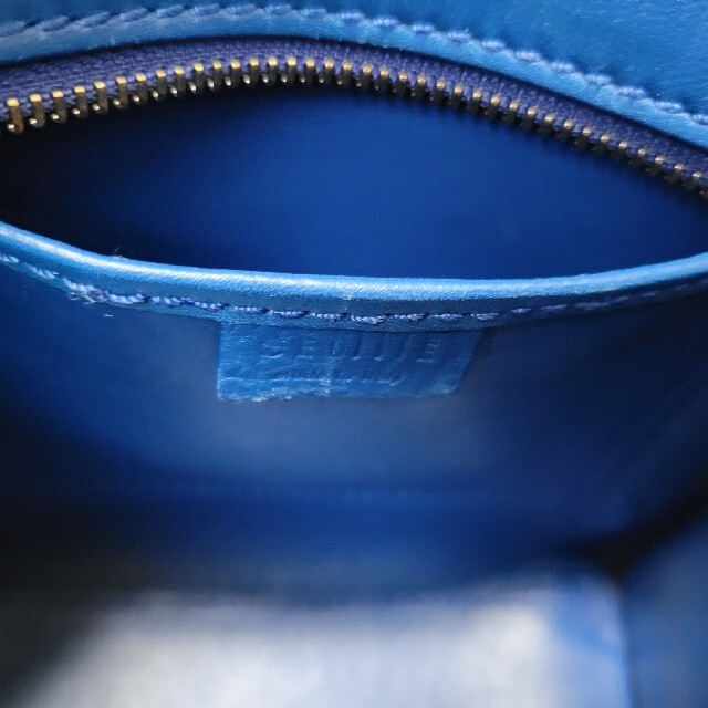 celine(セリーヌ)の【クーポンセール16日24時まで】セリーヌ　ラゲージ　ナノ　ブルー レディースのバッグ(ショルダーバッグ)の商品写真