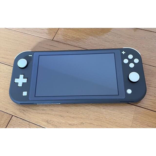 任天堂Switch ライトグレー色【美品・フィルム付・ケース付】