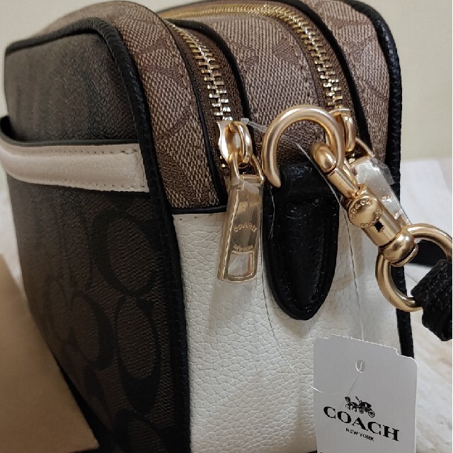 商品②  COACH☆ショルダーバッグ