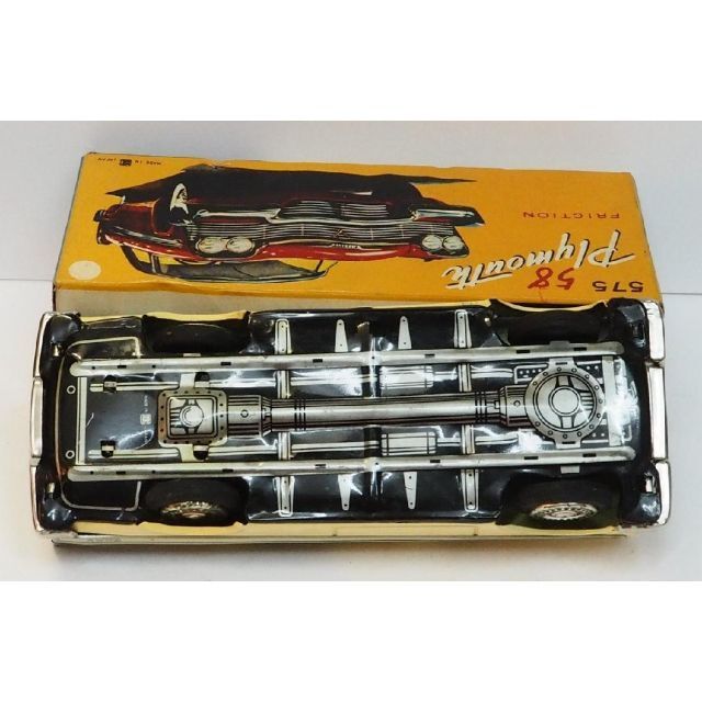 萬代屋 赤箱 575【58 クライスラー プリムス 白】ブリキ 自動車【箱付