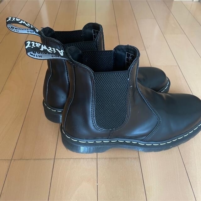 Dr.Martens(ドクターマーチン)のDr.Martens 2976 チェルシーブーツ  メンズの靴/シューズ(ブーツ)の商品写真