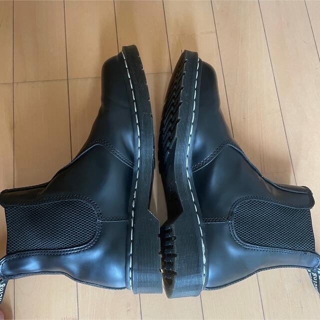 Dr.Martens(ドクターマーチン)のDr.Martens 2976 チェルシーブーツ  メンズの靴/シューズ(ブーツ)の商品写真