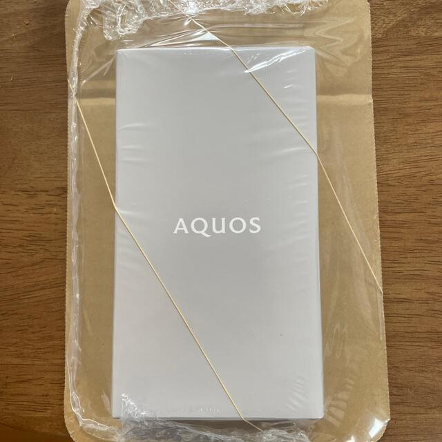 スマートフォン/携帯電話新品未開封　AQUOS sense6 ブラック　64GB SH-RM19