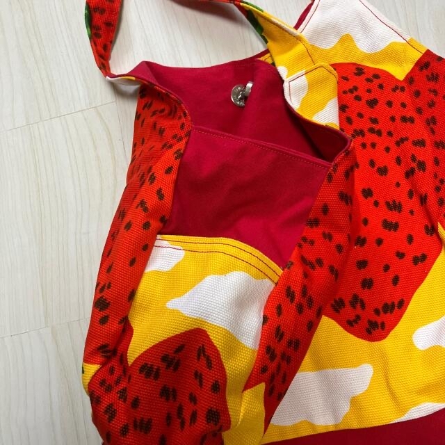 marimekko(マリメッコ)のマリメッコハンドメイドバック ハンドメイドのファッション小物(バッグ)の商品写真