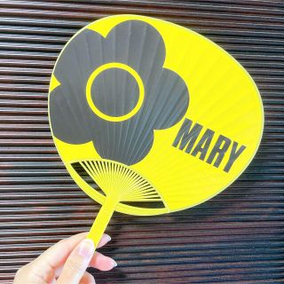 マリークワント(MARY QUANT)のマリクヮ ノベルティ ミニうちわ 非売品(ノベルティグッズ)