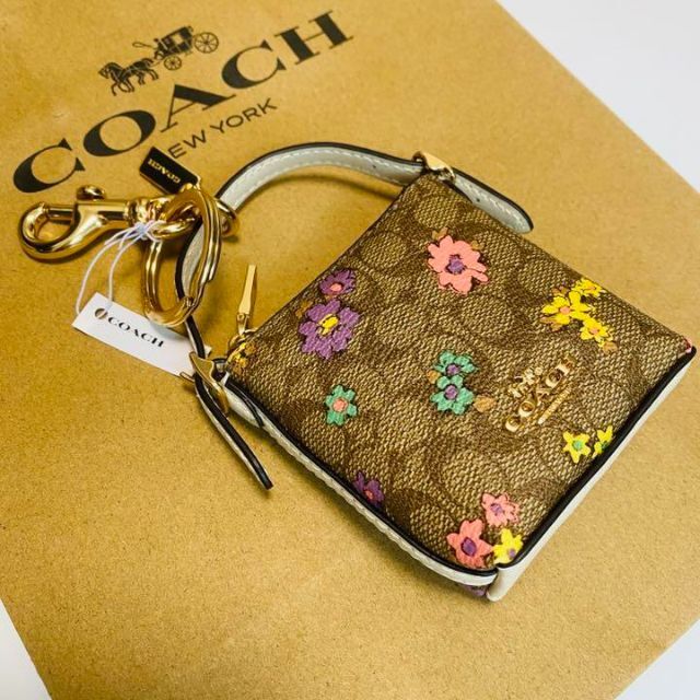 COACH コーチ ミニヴァルフラワーシグネチャーロゴ バッグチャーム