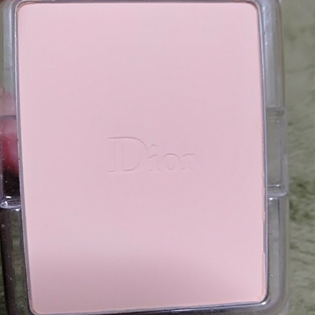 Dior(ディオール)のディオールスキン　X4　ファンデーション　リフィル コスメ/美容のベースメイク/化粧品(ファンデーション)の商品写真