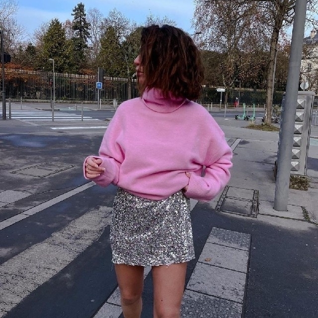 ZARA - ZARA ハイネック オーバーサイズニットセーター Mサイズ ZARA - ZARA ハイネック オーバーサイズニットセーター Mサイズ