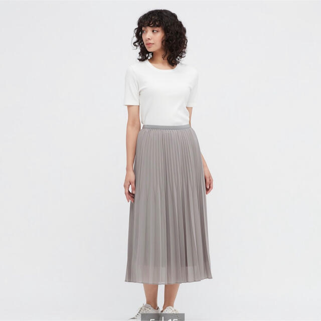 UNIQLO(ユニクロ)のUNIQLO プリーツスカート　グレー レディースのスカート(ロングスカート)の商品写真