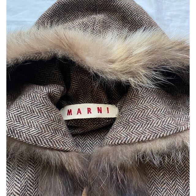 Marni(マルニ)のMARNI マルニ TANUKY リアルファー ツイード フード コート レディースのジャケット/アウター(毛皮/ファーコート)の商品写真