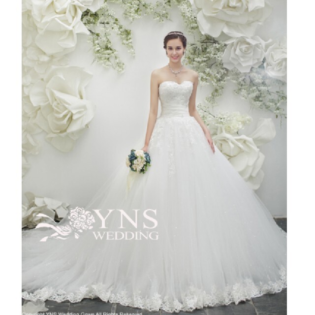 YNS　ウエディングドレス レディースのフォーマル/ドレス(ウェディングドレス)の商品写真