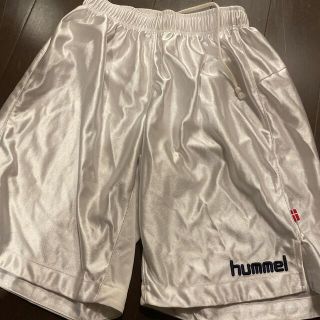 ヒュンメル(hummel)のヒュンメルホワイトサッカー　パンツ未使用近い(カジュアルパンツ)