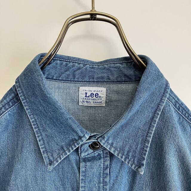 Lee(リー)の古着　リー　デニムシャツ　Ｌ　ダブルポケット　刺繍ロゴ メンズのトップス(シャツ)の商品写真