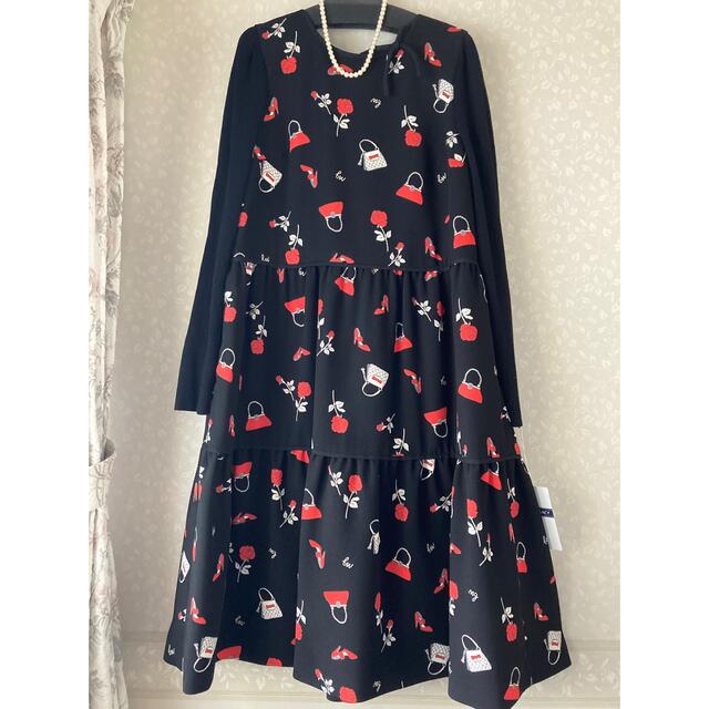 ☆購入者様決定済🌹ワンピース☆黒赤薔薇バッグ柄42☆エレガント 円高