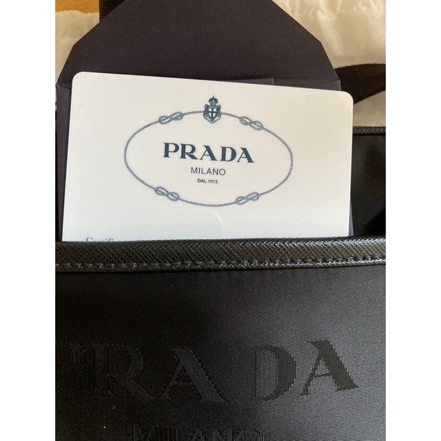 PRADA(プラダ)のプラダ　メンズ　レディース　ユニセックス　ショルダーバッグ　ナイロン レディースのバッグ(ショルダーバッグ)の商品写真